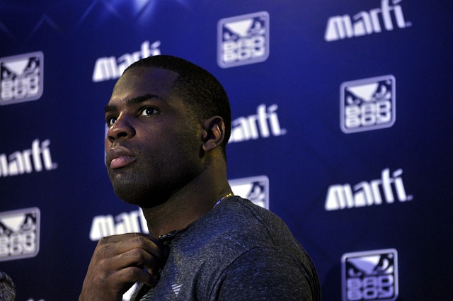 比赛中摘得 比赛中摘得